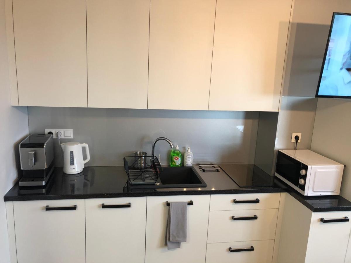 Klimatyzowany Apartament Wenecja Z Garazem Podziemnym キェルツェ エクステリア 写真
